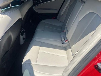 2023 Genesis G70 2.0T RWD