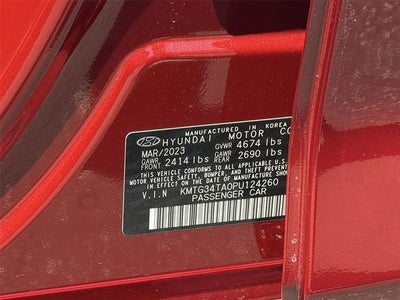 2023 Genesis G70 2.0T RWD