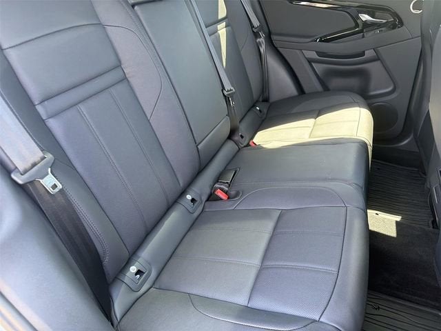 2026 Land Rover Range Rover Evoque Dynamic SE