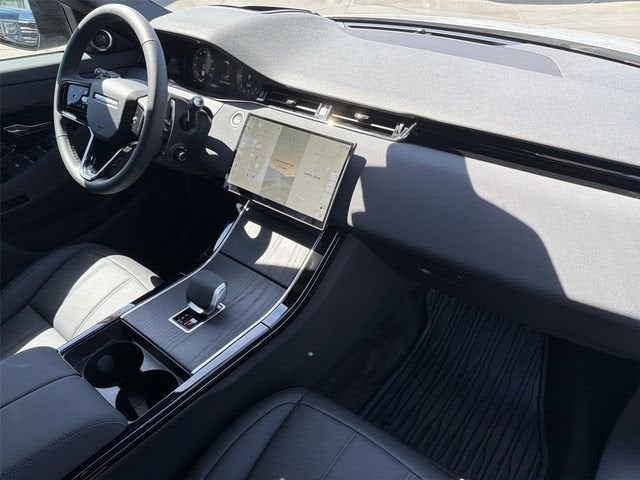 2026 Land Rover Range Rover Evoque Dynamic SE