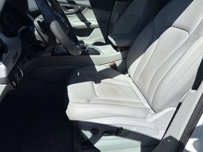 2019 Audi Q7 45 SE Premium