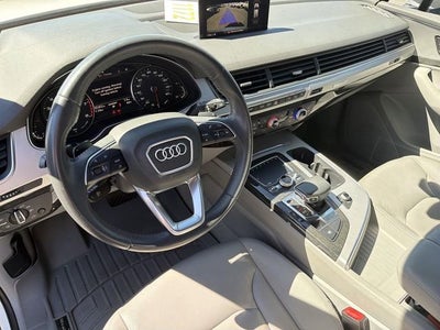 2019 Audi Q7 45 SE Premium