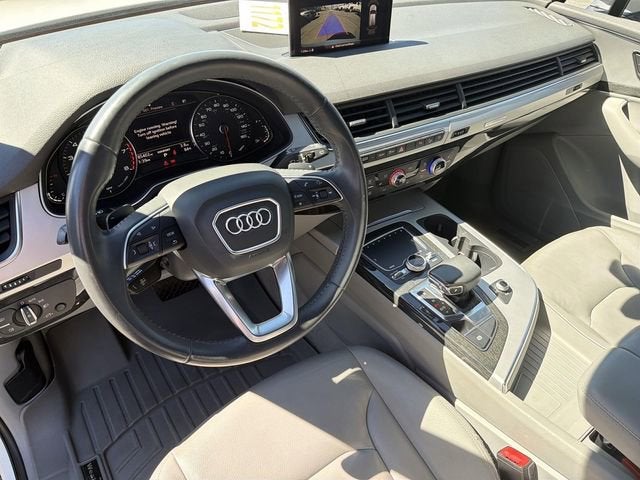 2019 Audi Q7 45 SE Premium