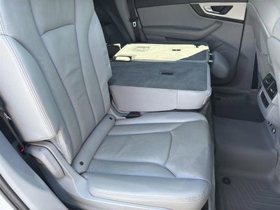 2019 Audi Q7 45 SE Premium
