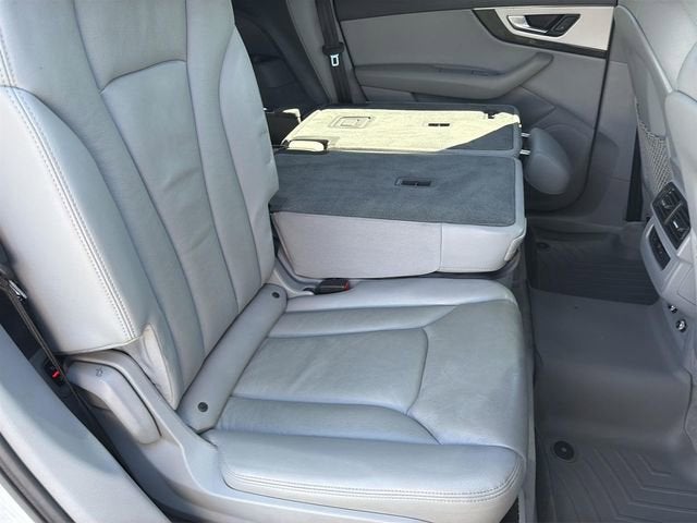 2019 Audi Q7 45 SE Premium