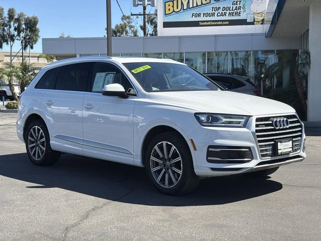 2019 Audi Q7 45 SE Premium