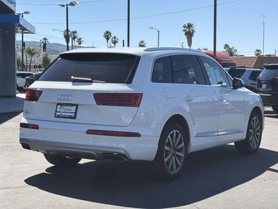 2019 Audi Q7 45 SE Premium