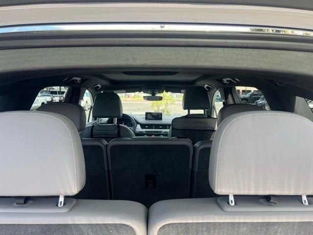 2019 Audi Q7 45 SE Premium